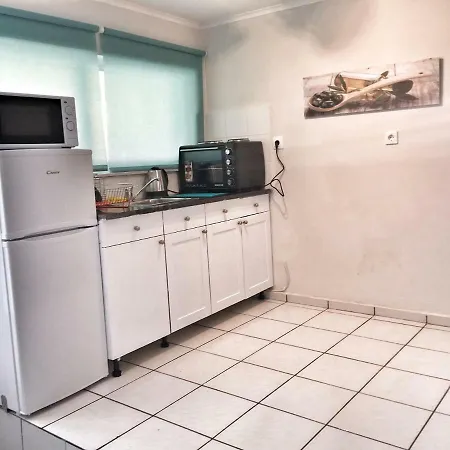Renovated Apt 100M From Beach Wifi Ac Anavyssos Esterno foto