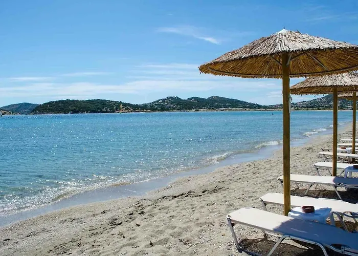 Renovated Apt 100M From Beach Wifi Ac